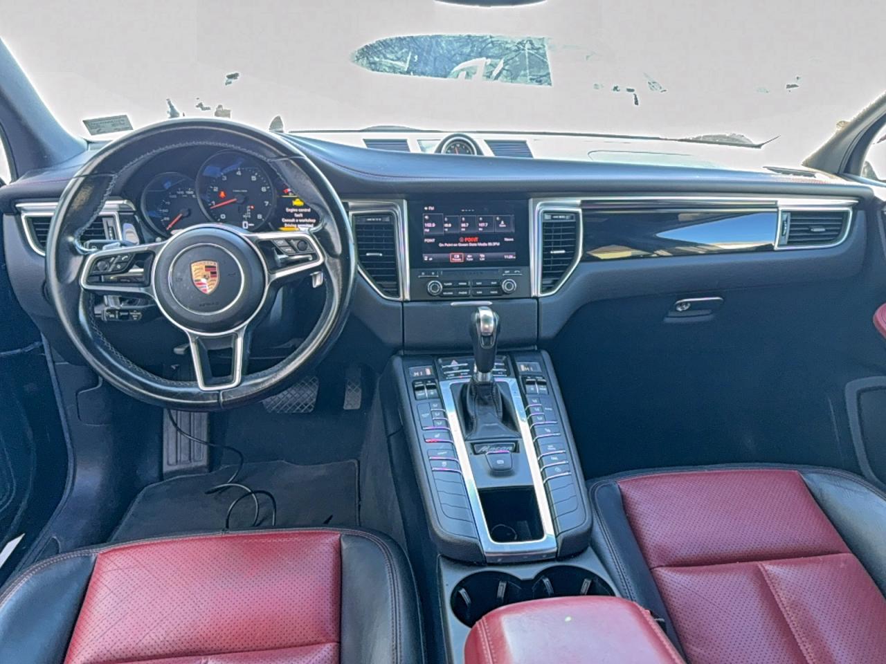 2017 PORSCHE MACAN photo 9