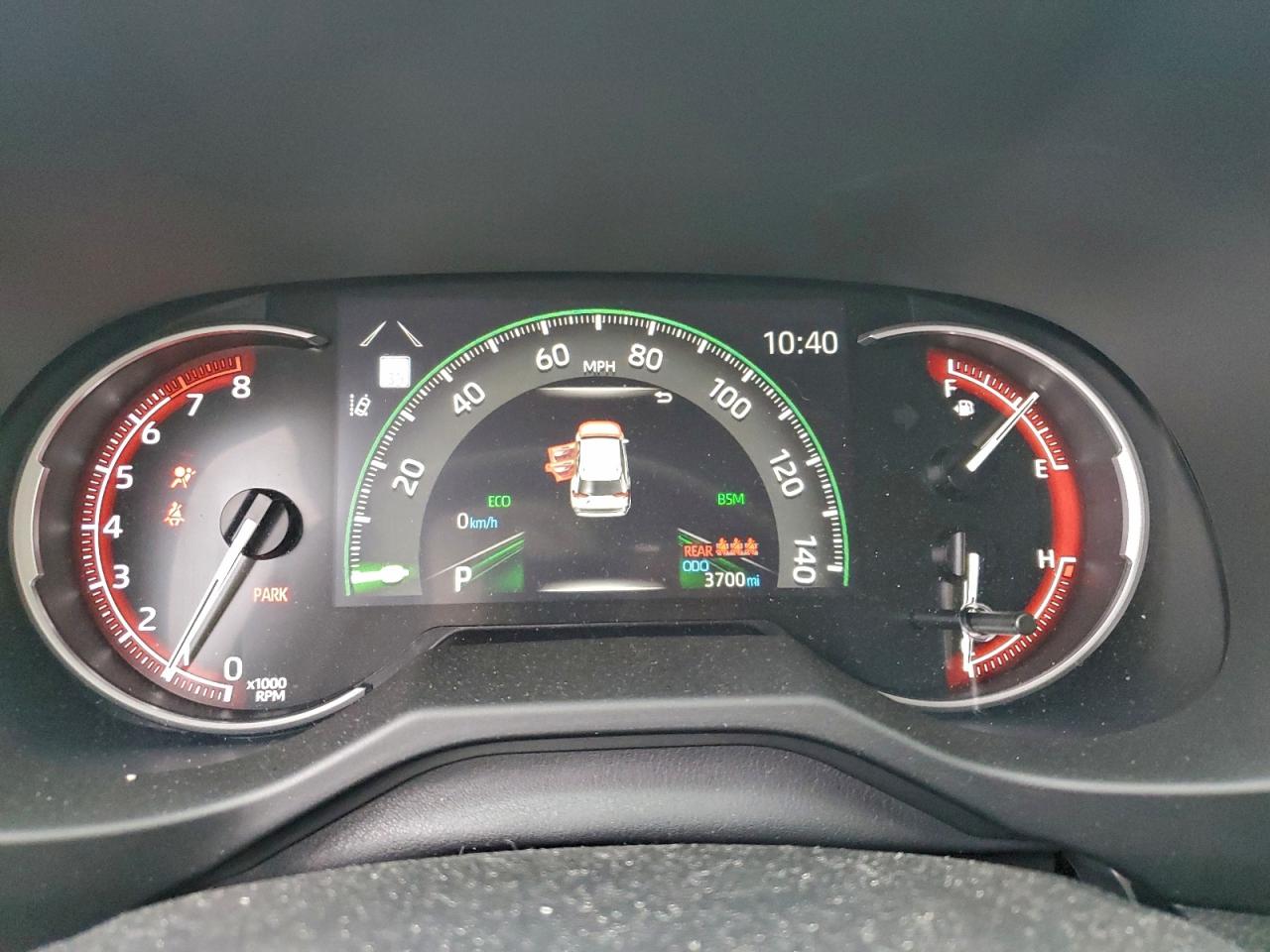 2025 TOYOTA RAV4 XLE PREMIUM photo 9