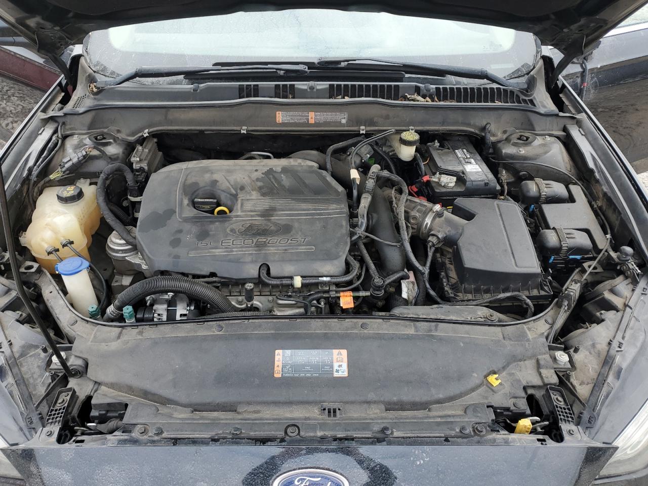 2017 FORD FUSION SE photo 11