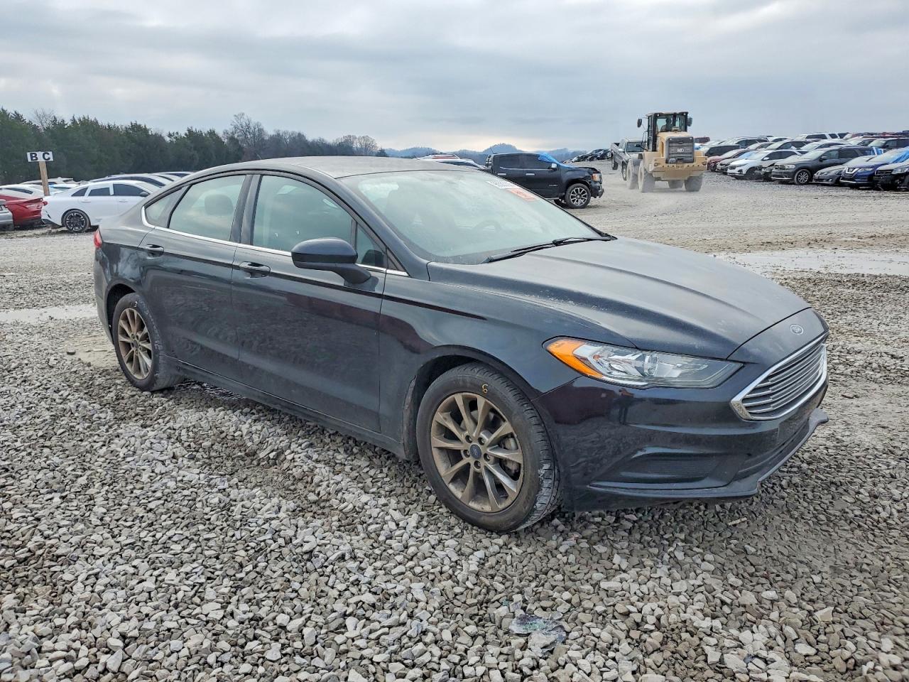 2017 FORD FUSION SE photo 4