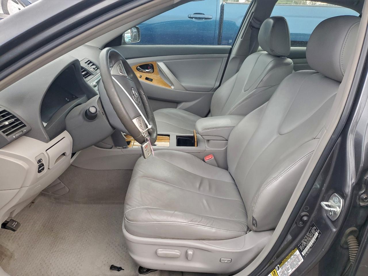 2007 TOYOTA CAMRY LE photo 7