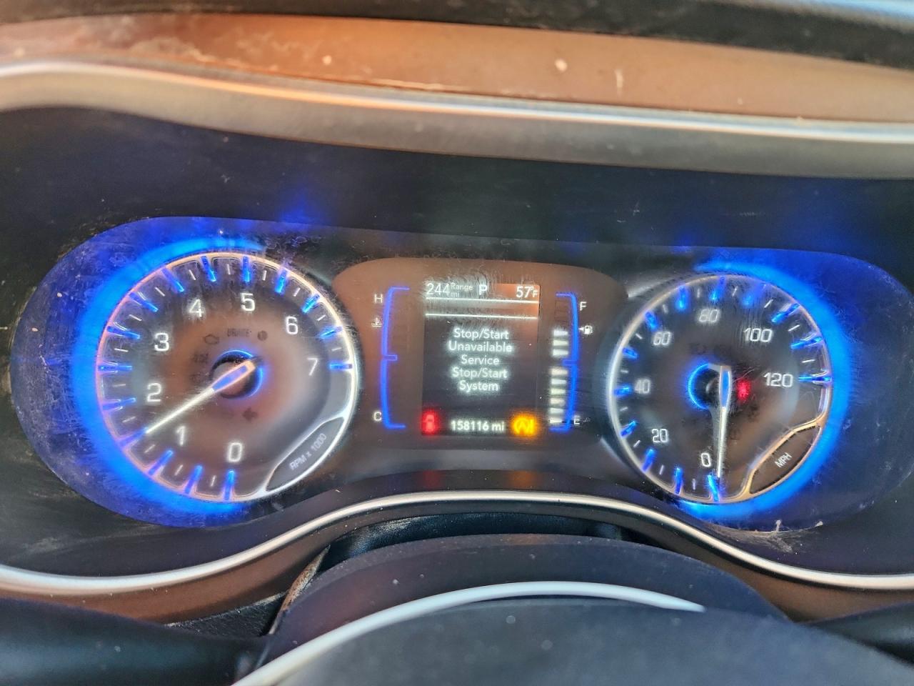 2020 CHRYSLER VOYAGER LXI photo 9