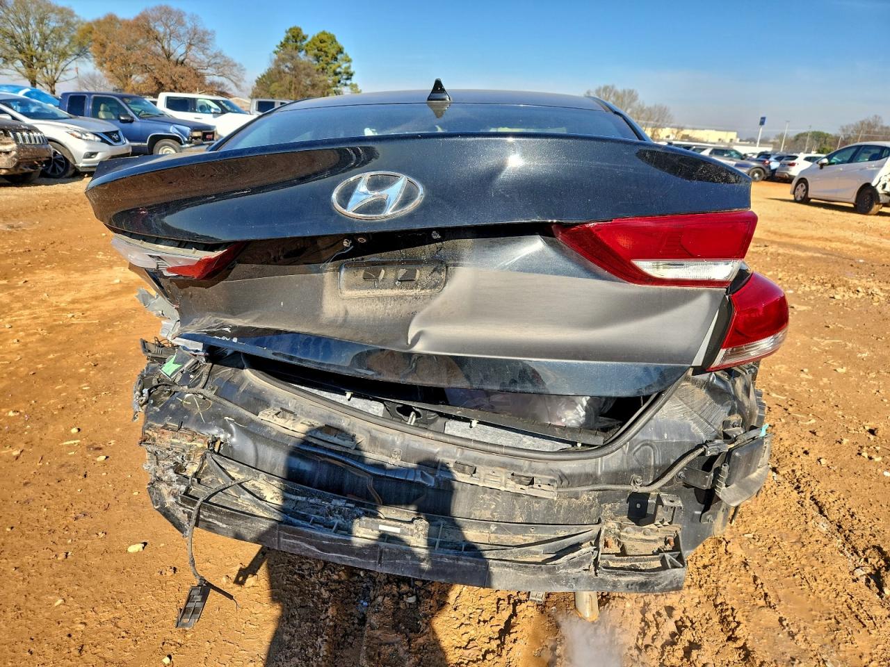 2018 HYUNDAI ELANTRA SEL photo 6