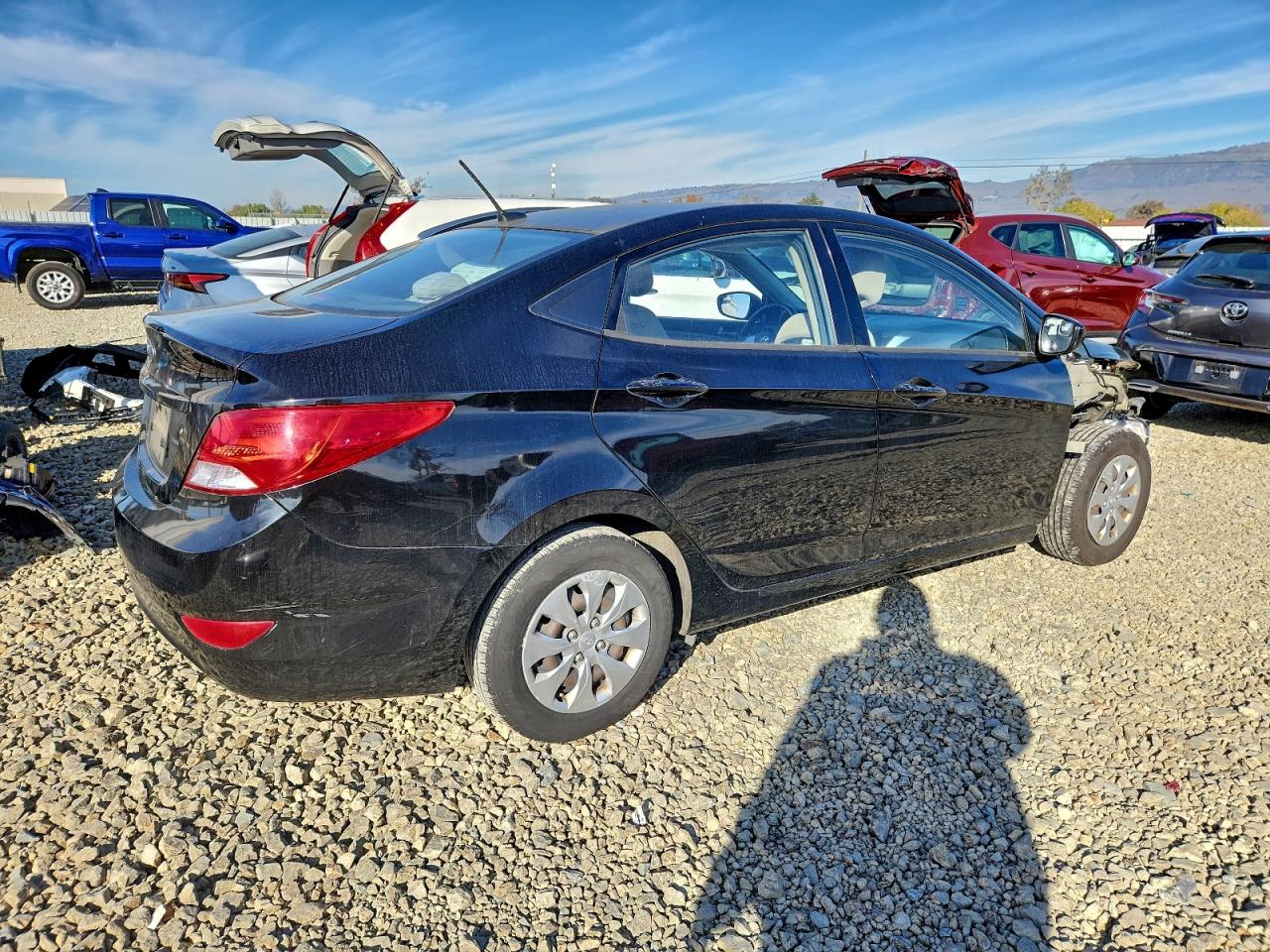 2015 HYUNDAI ACCENT GLS photo 3