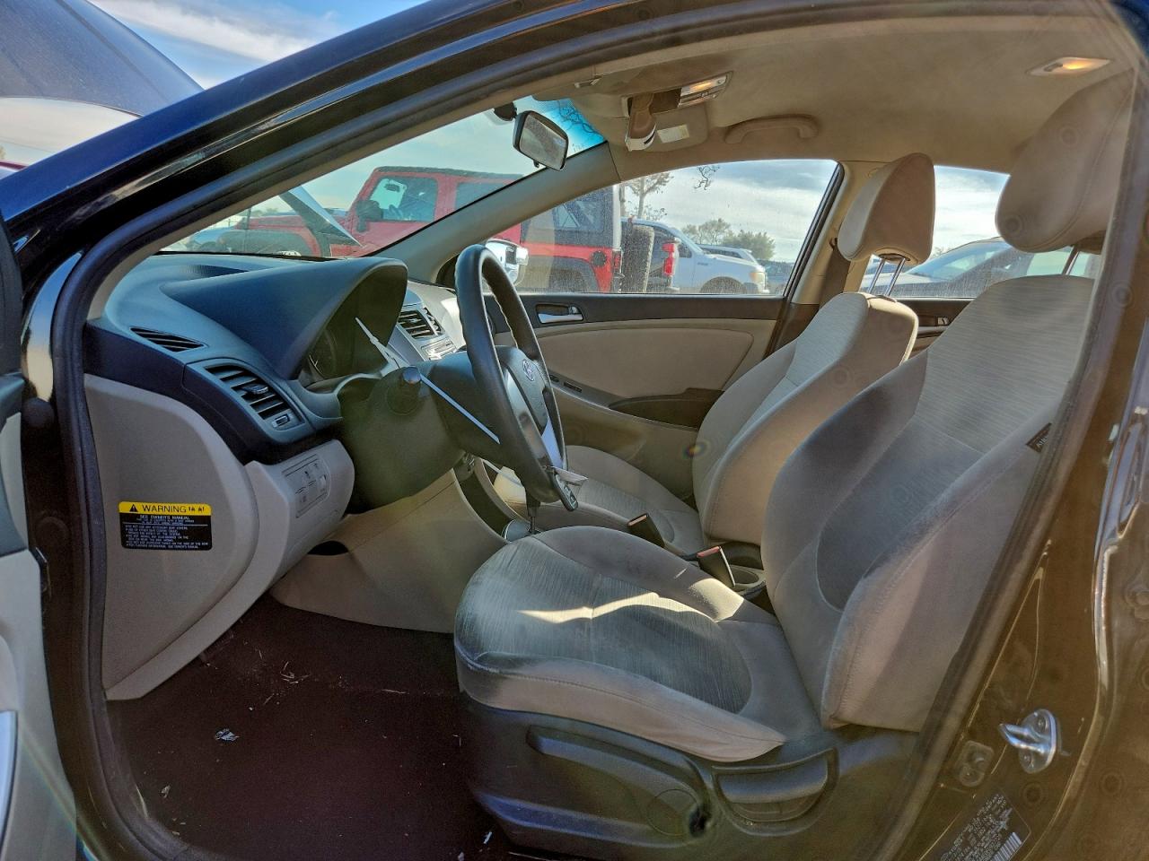 2015 HYUNDAI ACCENT GLS photo 7