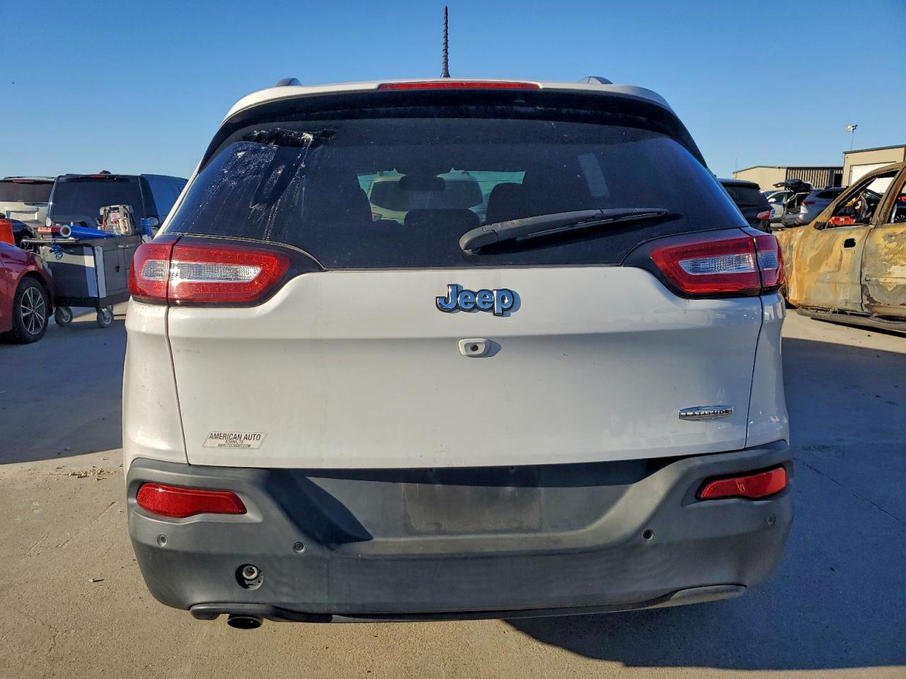 2017 JEEP CHEROKEE LATITUDE photo 6