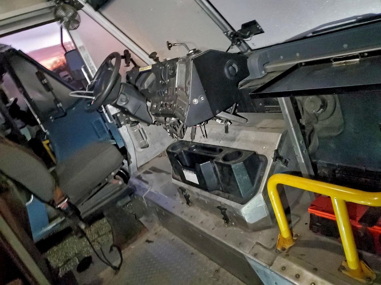 2020 FORD F550 DELIVERY TRUCK photo 5