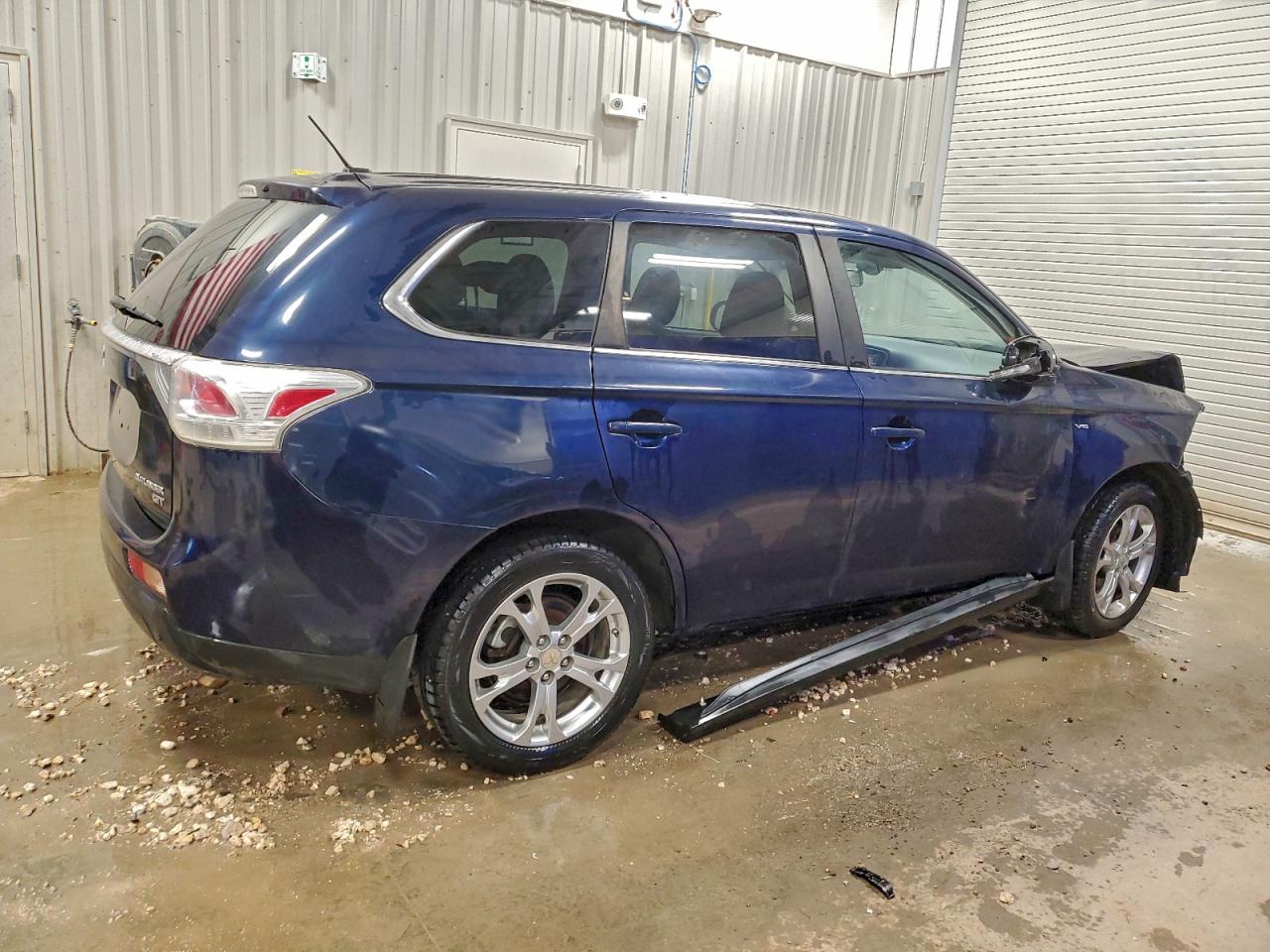 2014 MITSUBISHI OUTLANDER GT photo 3