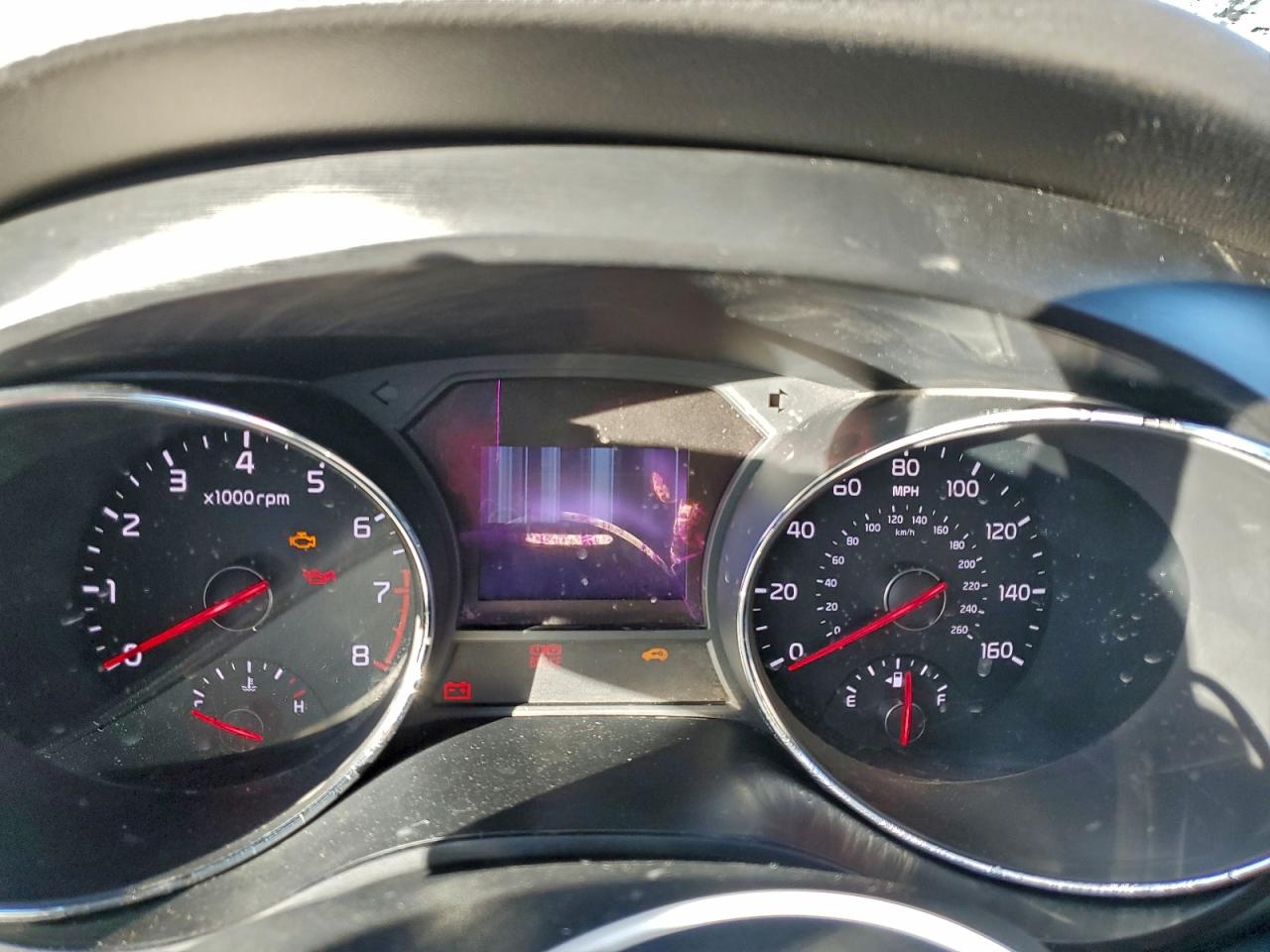 2018 KIA SEDONA LX photo 9