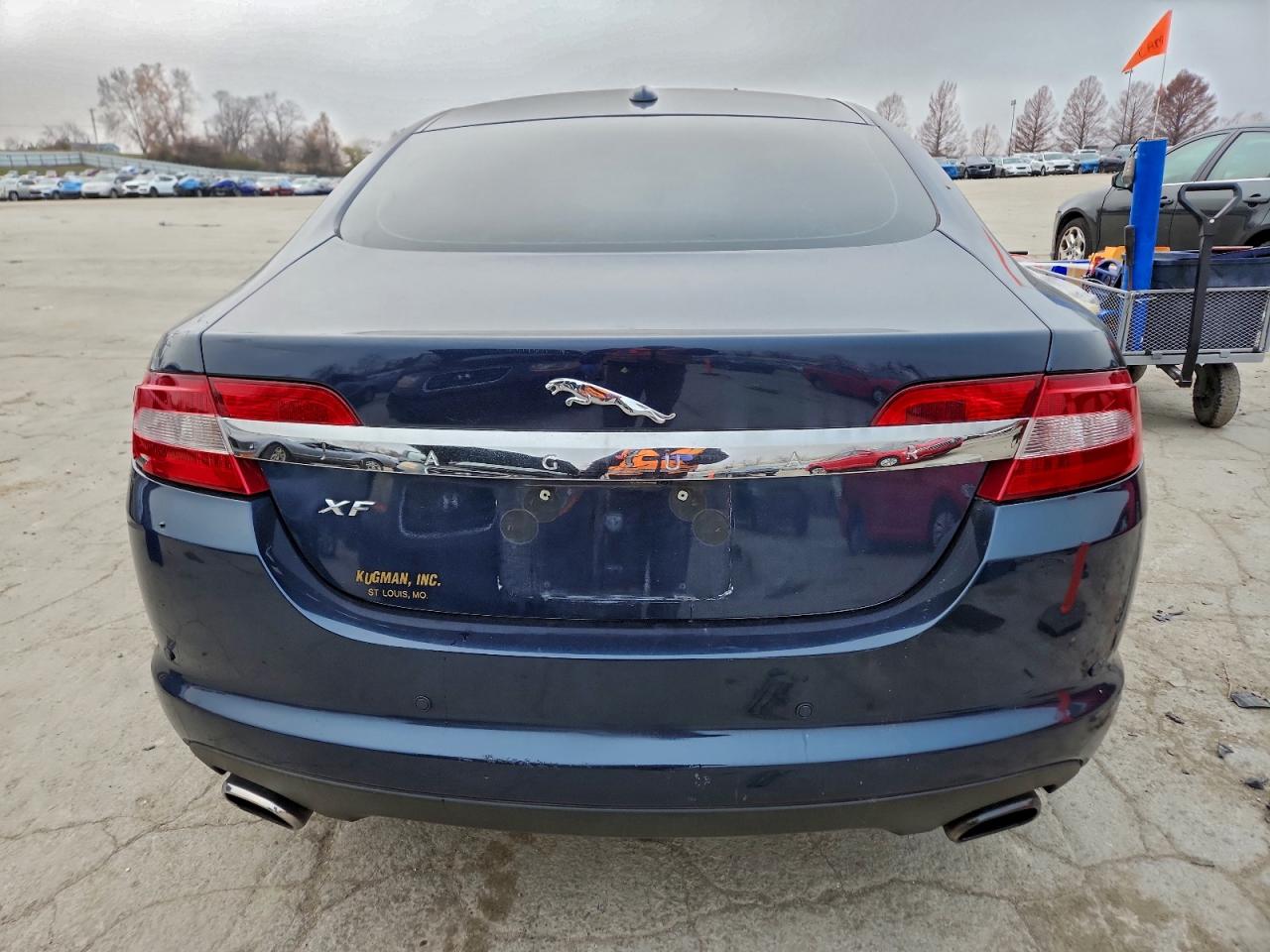 2011 JAGUAR XF PREMIUM photo 6