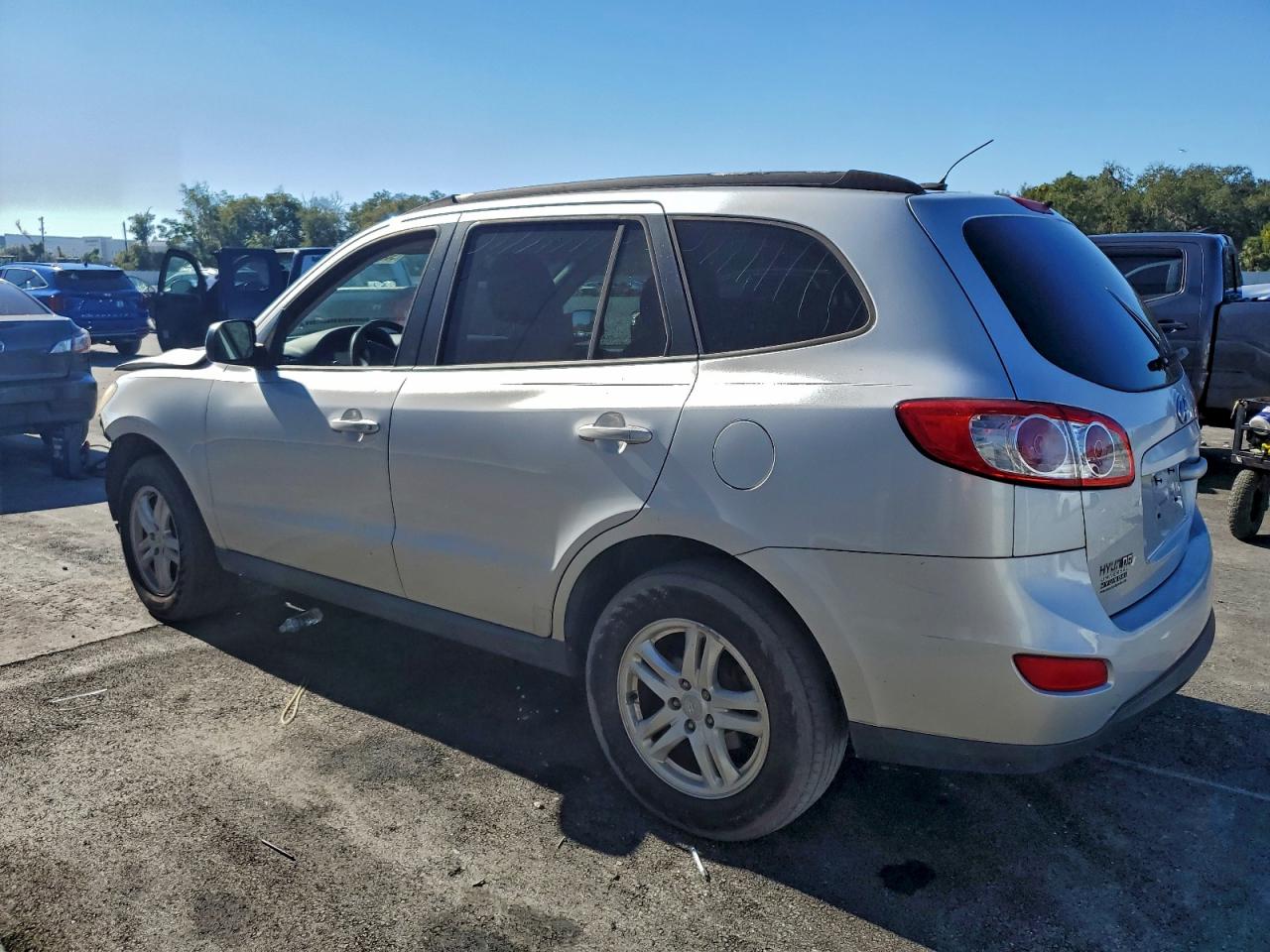 2011 HYUNDAI SANTA FE GLS photo 3