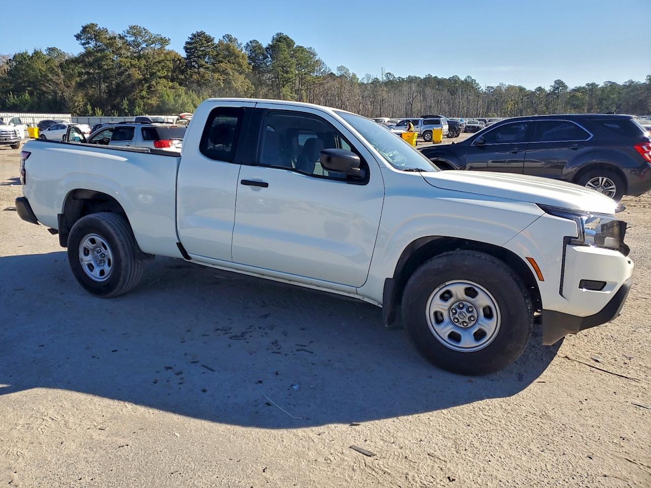 2024 NISSAN FRONTIER S photo 4