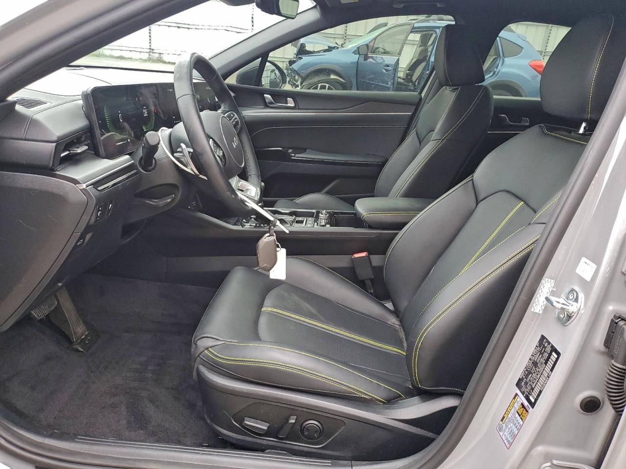 2025 KIA K5 GT photo 13