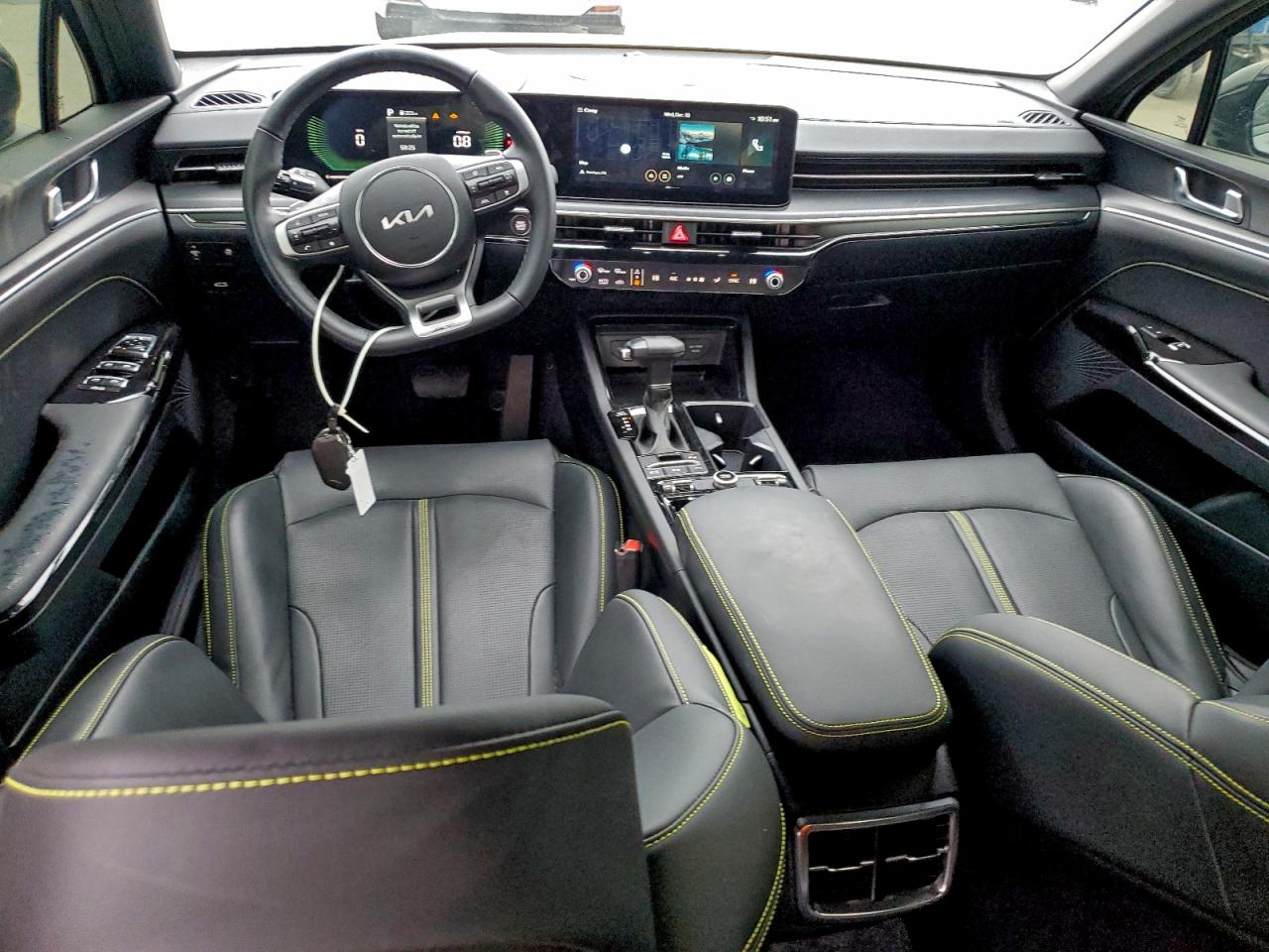 2025 KIA K5 GT photo 15