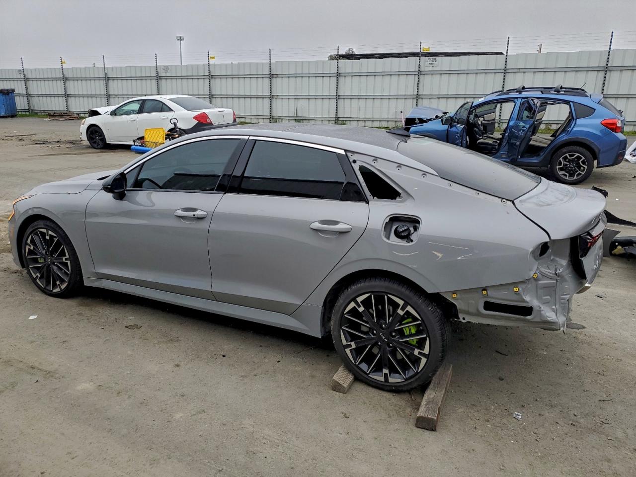2025 KIA K5 GT photo 3