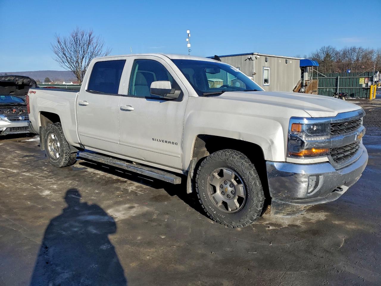 2018 CHEVROLET SILVERADO K1500 LT photo 4