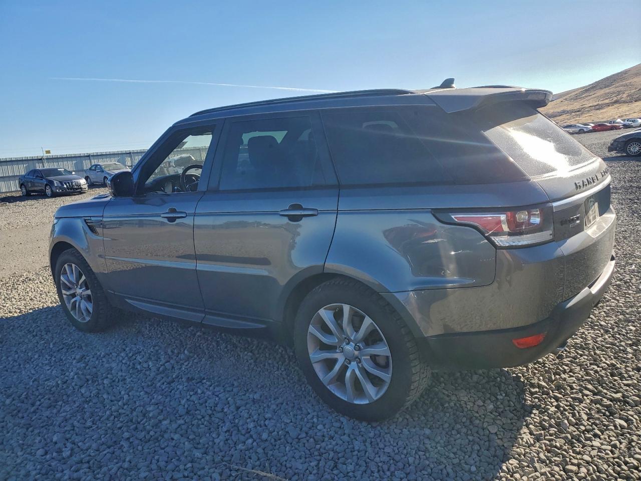 2016 LAND ROVER RANGE ROVER SPORT HSE photo 2