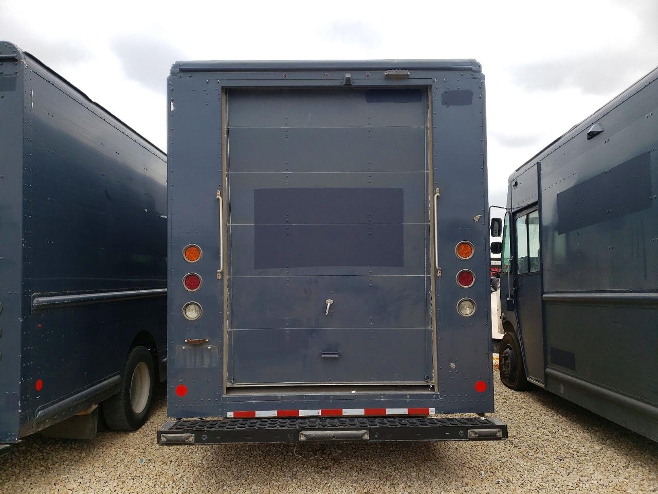 2020 FORD CC DELIVERY TRUCK photo 6