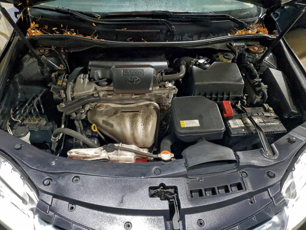 2016 TOYOTA CAMRY LE photo 21
