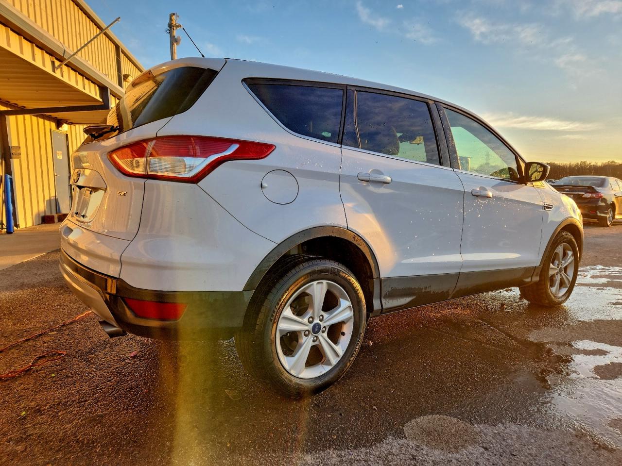 2016 FORD ESCAPE SE photo 3