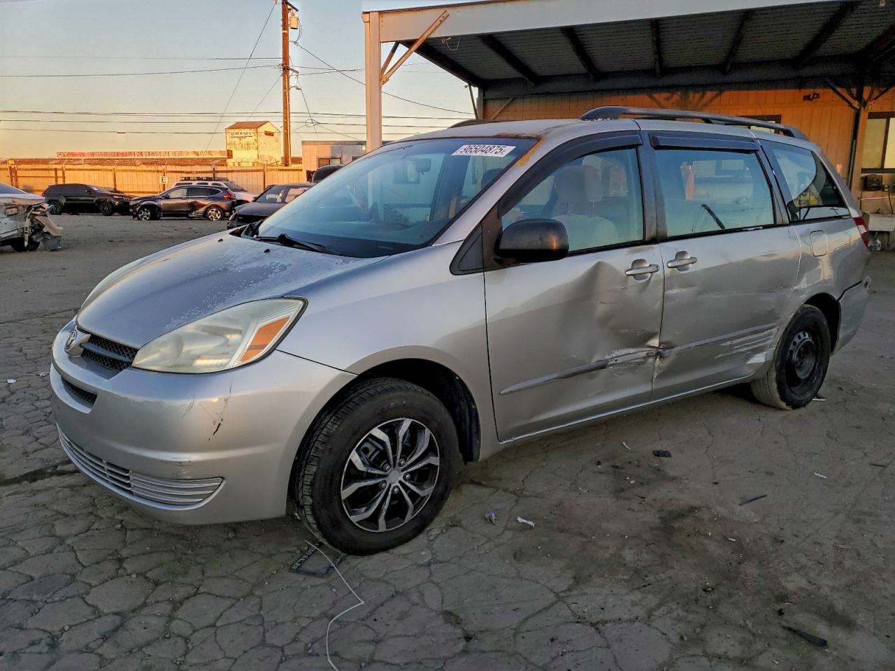 2004 TOYOTA SIENNA