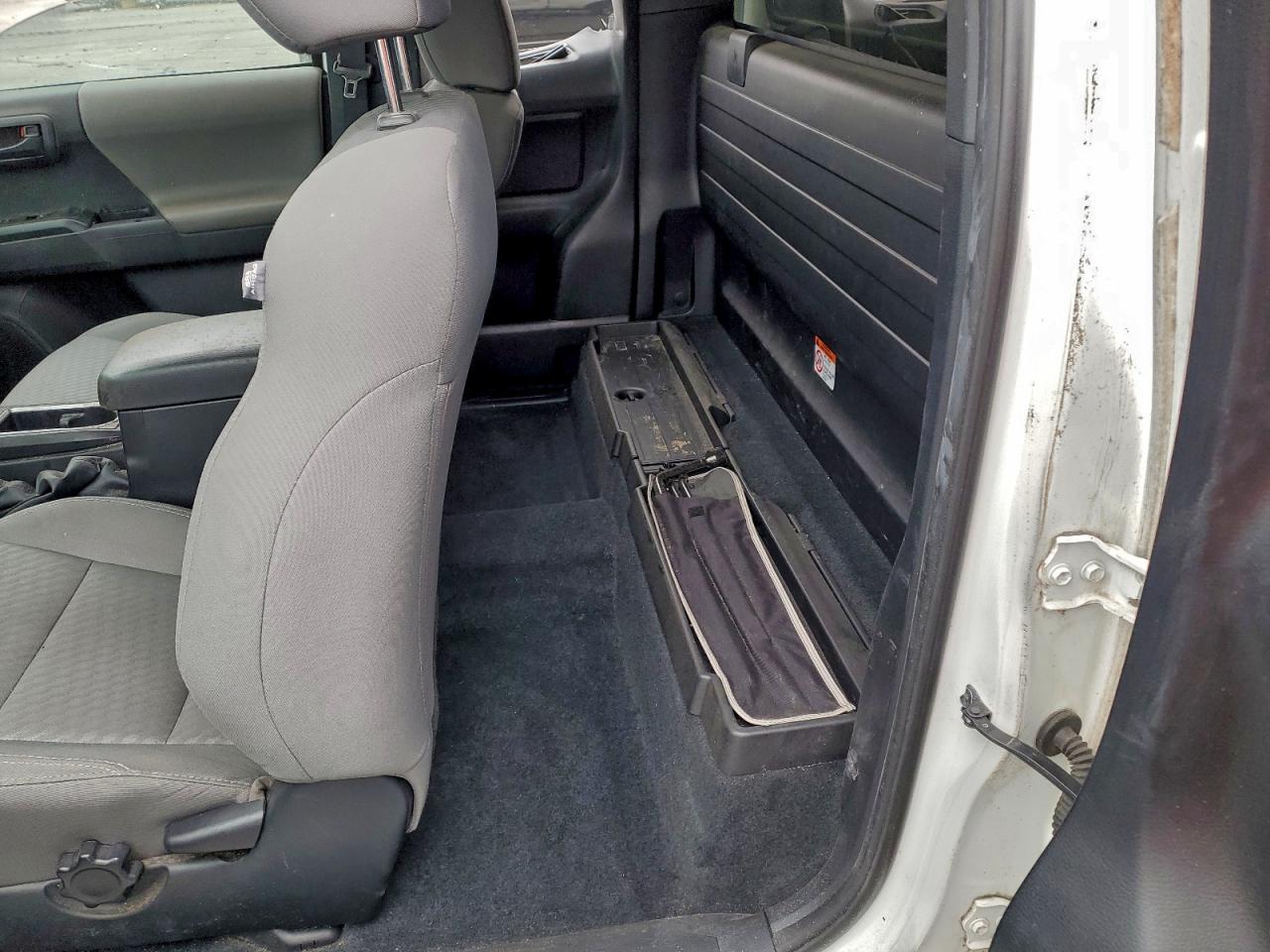 2022 TOYOTA TACOMA ACCESS CAB photo 10
