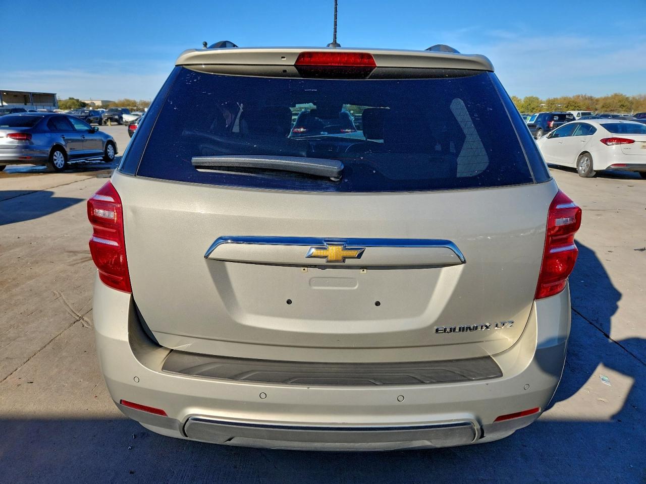 2016 CHEVROLET EQUINOX LTZ photo 6