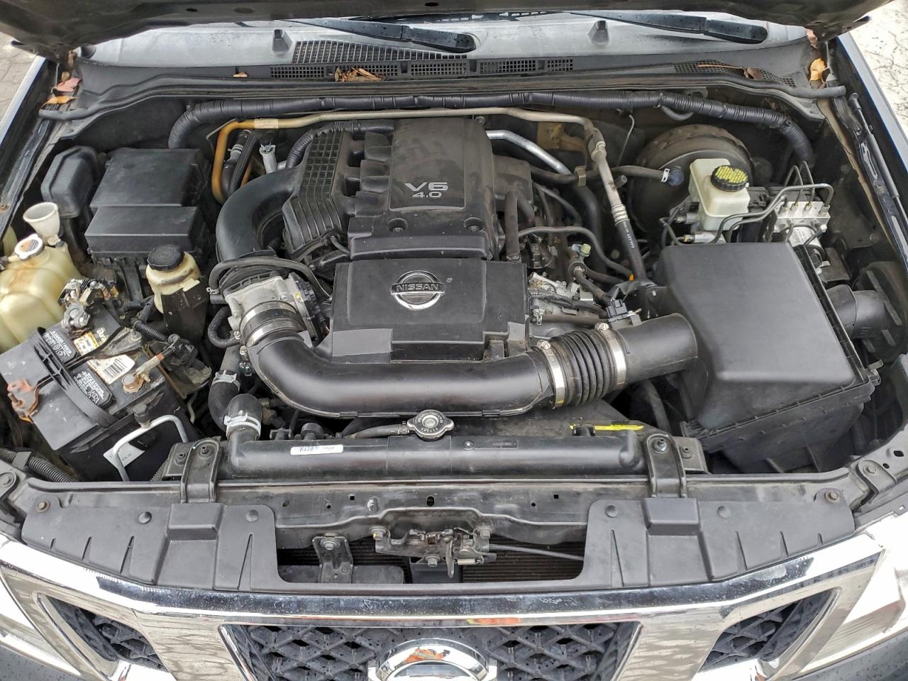 2017 NISSAN FRONTIER S photo 11
