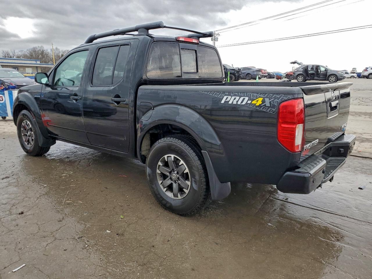 2017 NISSAN FRONTIER S photo 2