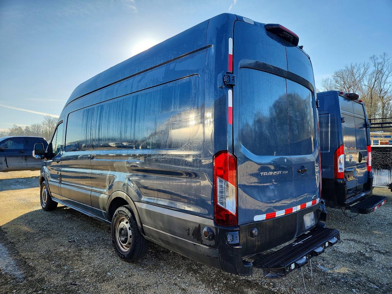 2020 FORD TRANSIT 250 DELIVERY VAN photo 2