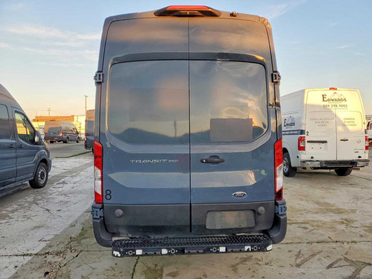 2020 FORD TRANSIT T-250 photo 6