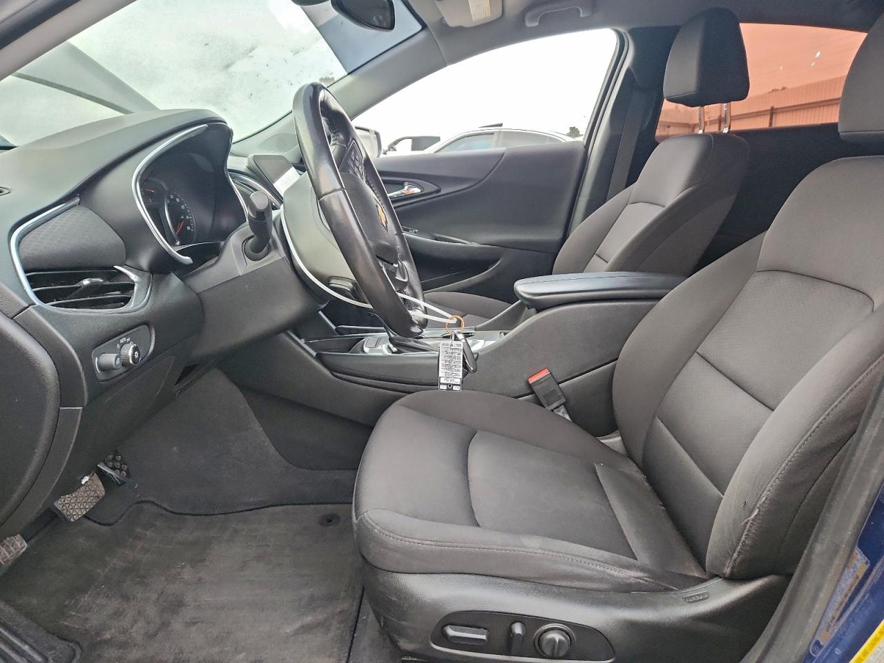 2018 CHEVROLET MALIBU LT photo 7
