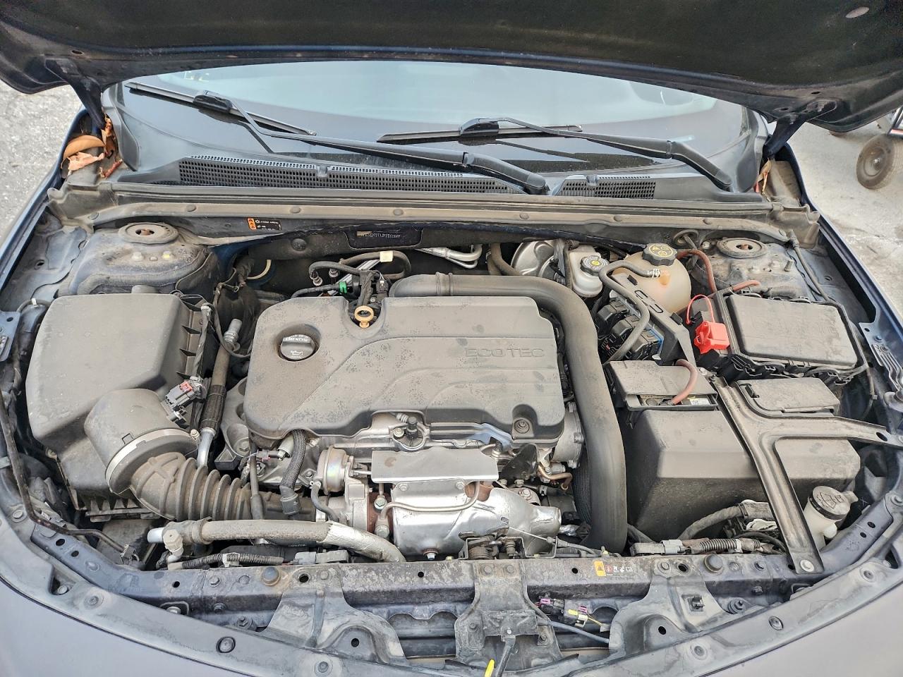 2018 CHEVROLET MALIBU LT photo 11