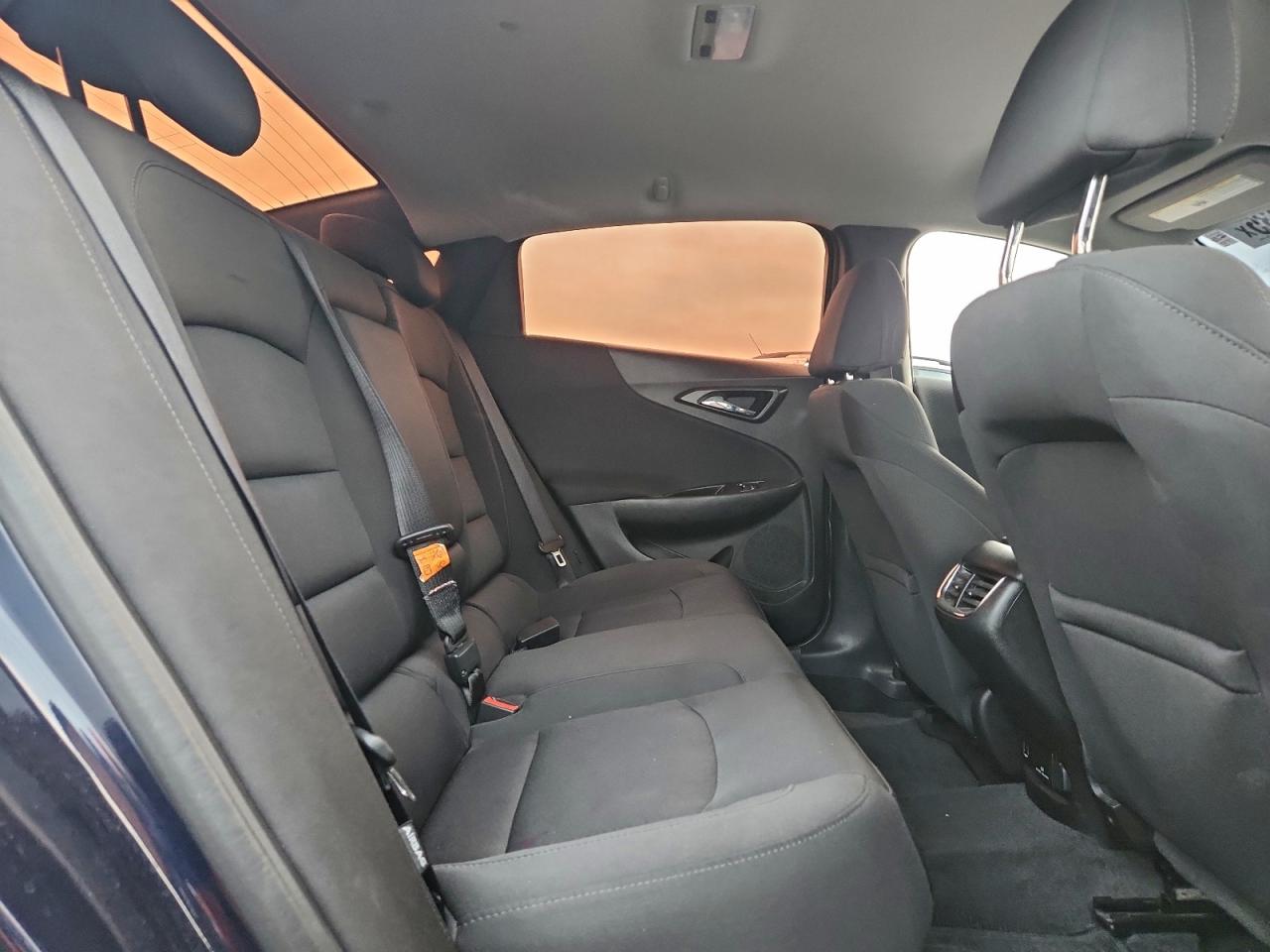 2018 CHEVROLET MALIBU LT photo 10