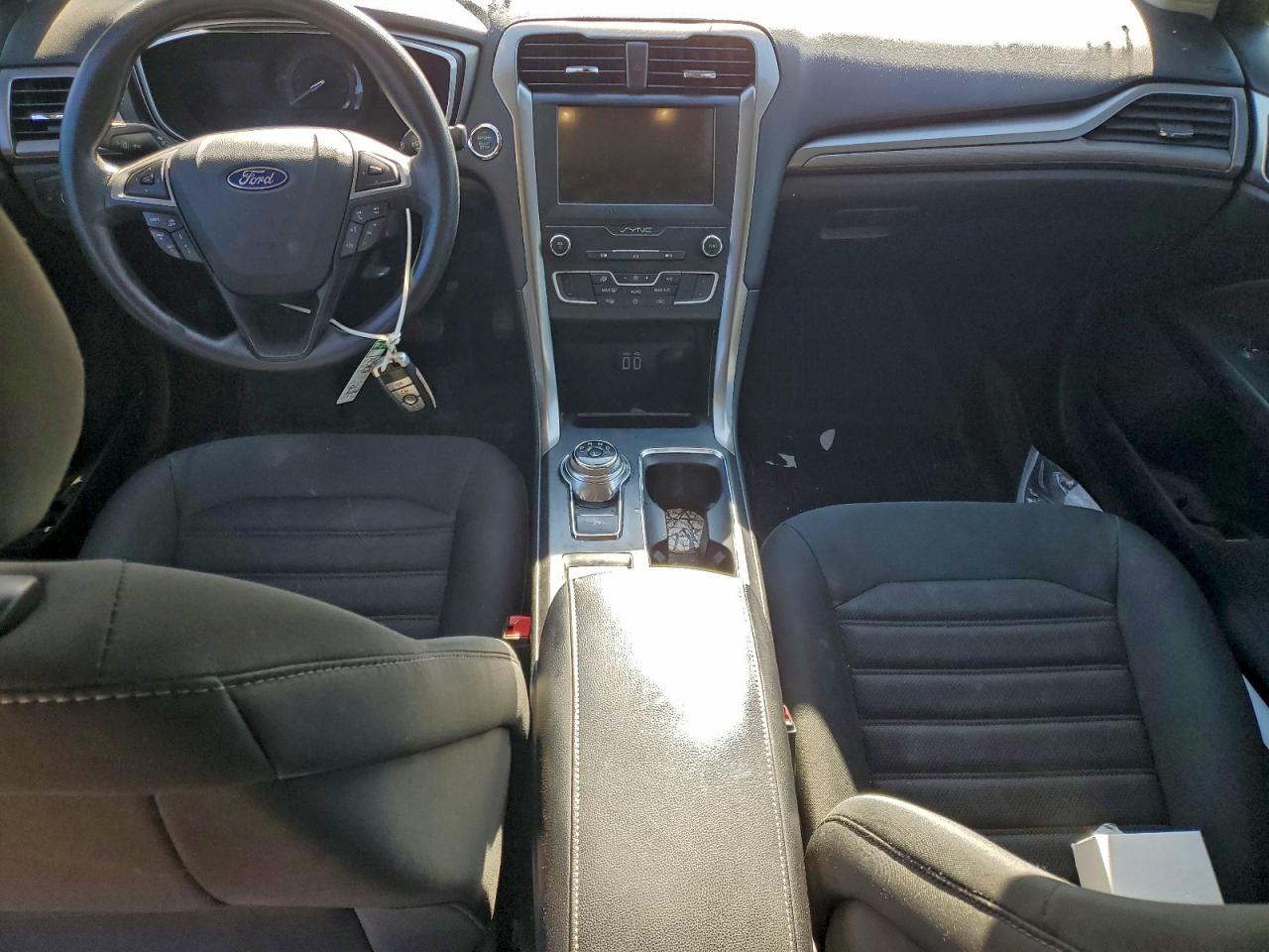 2019 FORD FUSION SE photo 15