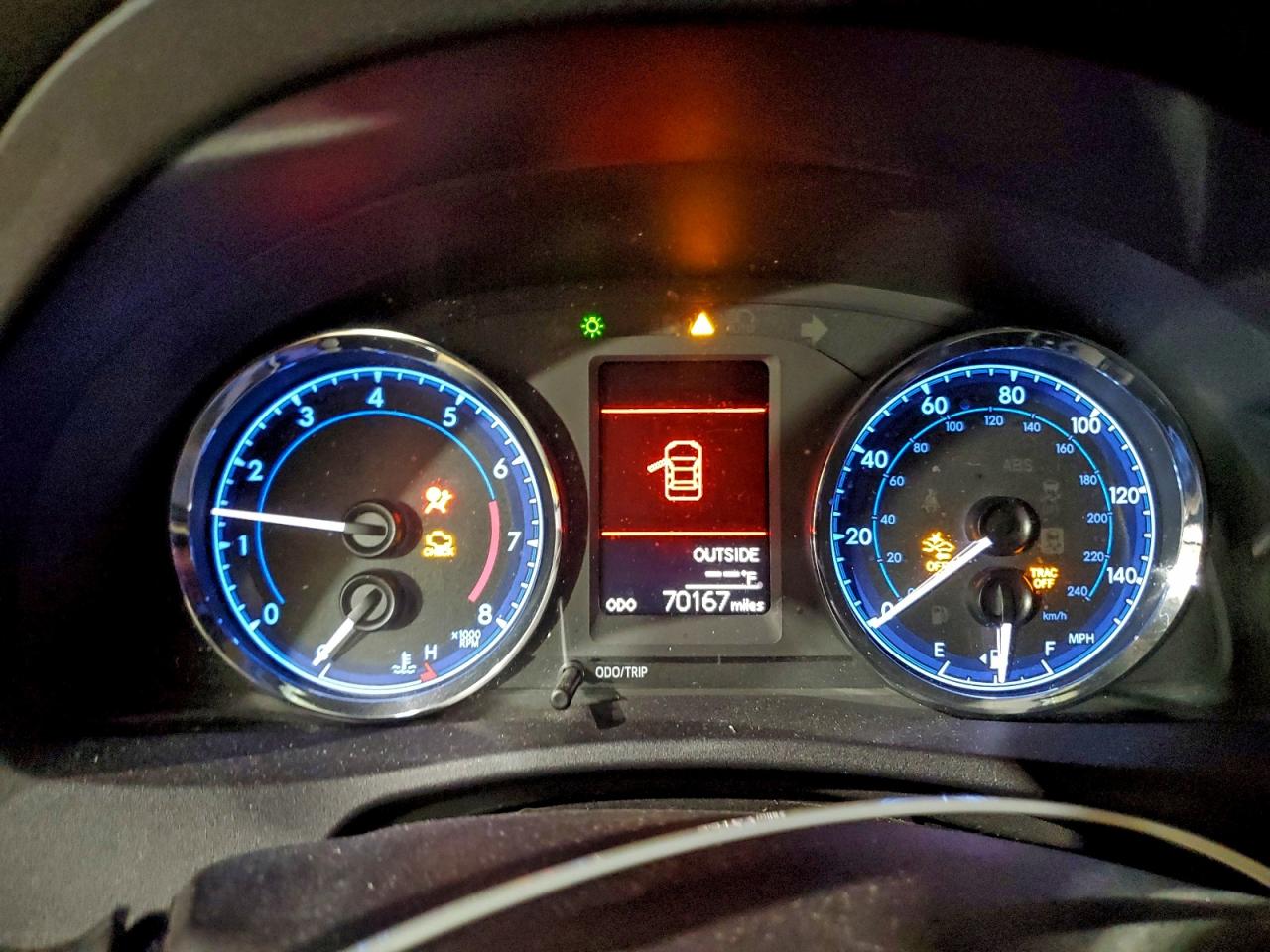2018 TOYOTA COROLLA L photo 25