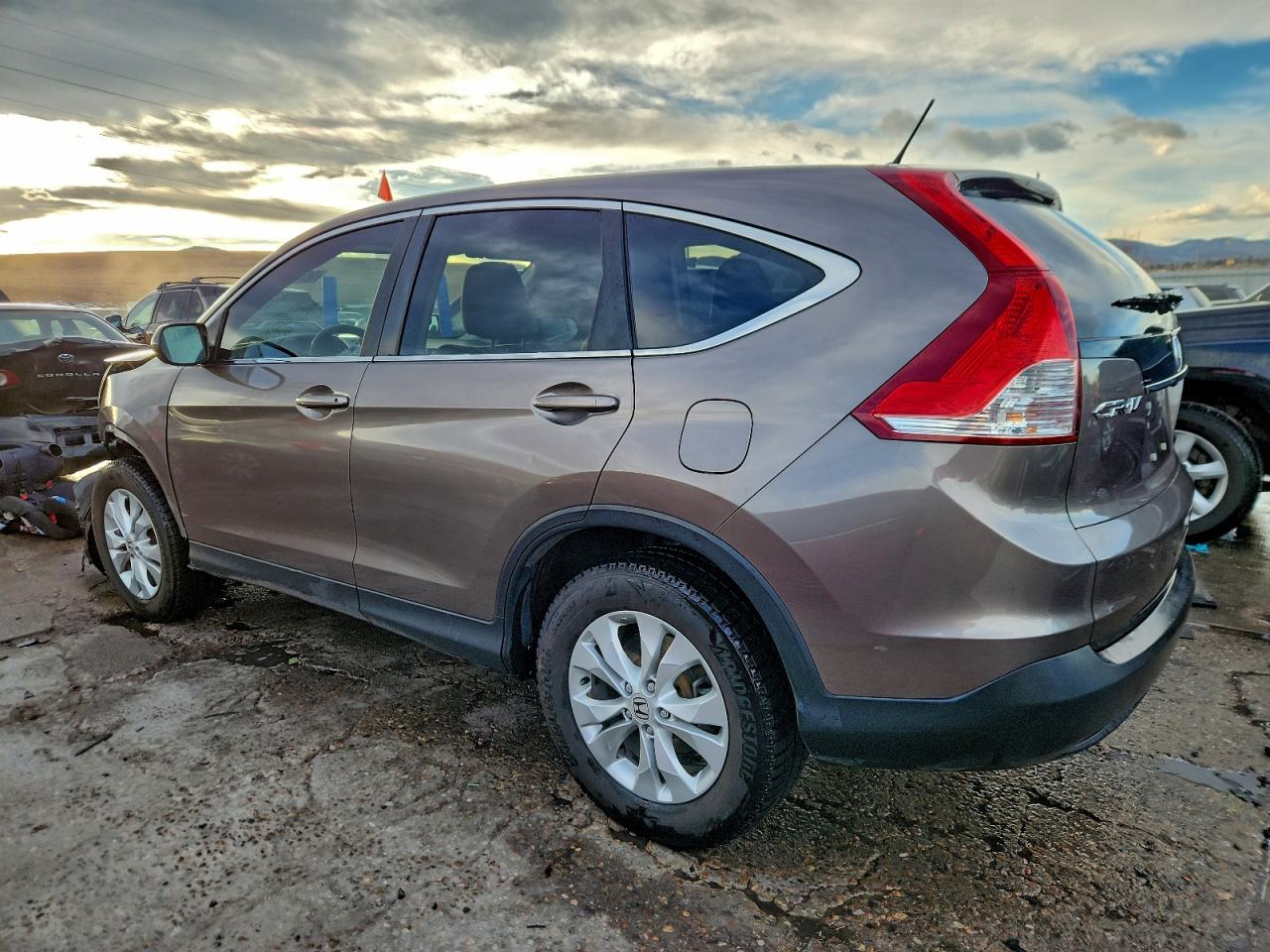 2014 HONDA CR-V EX photo 2