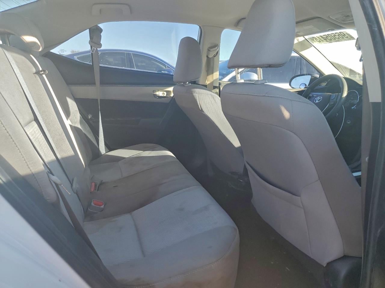 2016 TOYOTA COROLLA L photo 10