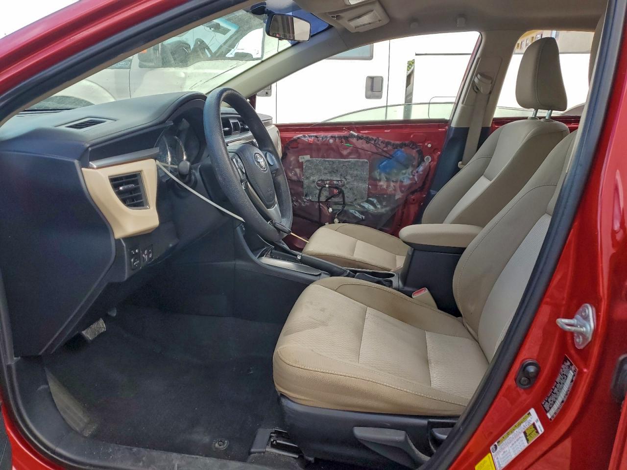 2014 TOYOTA COROLLA L photo 7