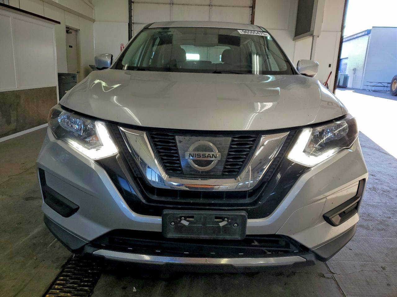 2017 NISSAN ROGUE S photo 5