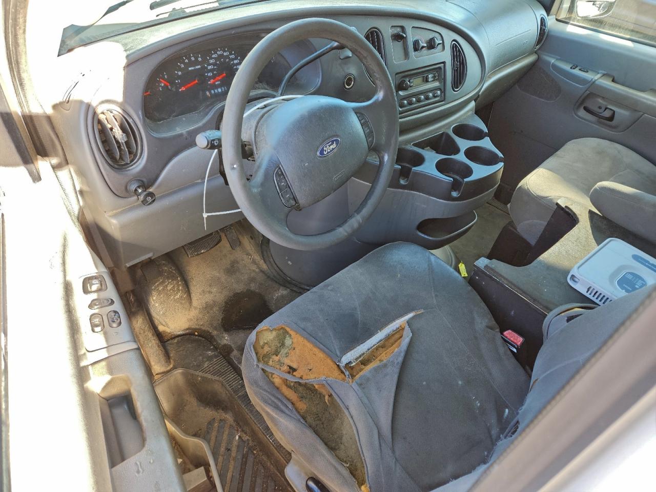 2007 FORD E250 UTILITY / SERVICE VAN photo 8
