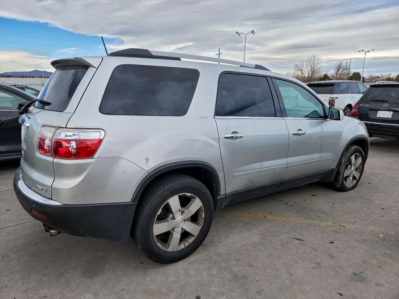 2011 GMC ACADIA SLT-1 photo 3