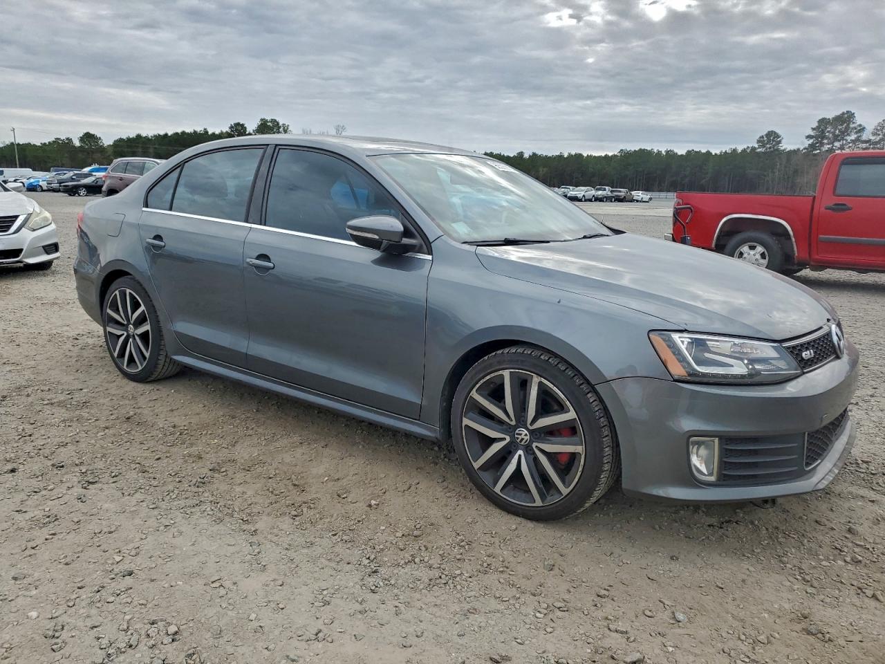 2013 VOLKSWAGEN JETTA GLI photo 4