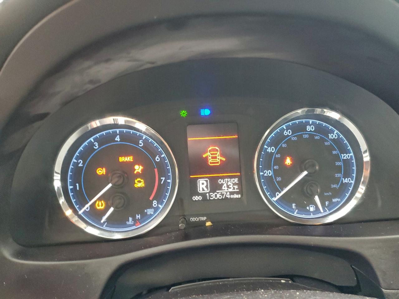 2017 TOYOTA COROLLA L photo 9