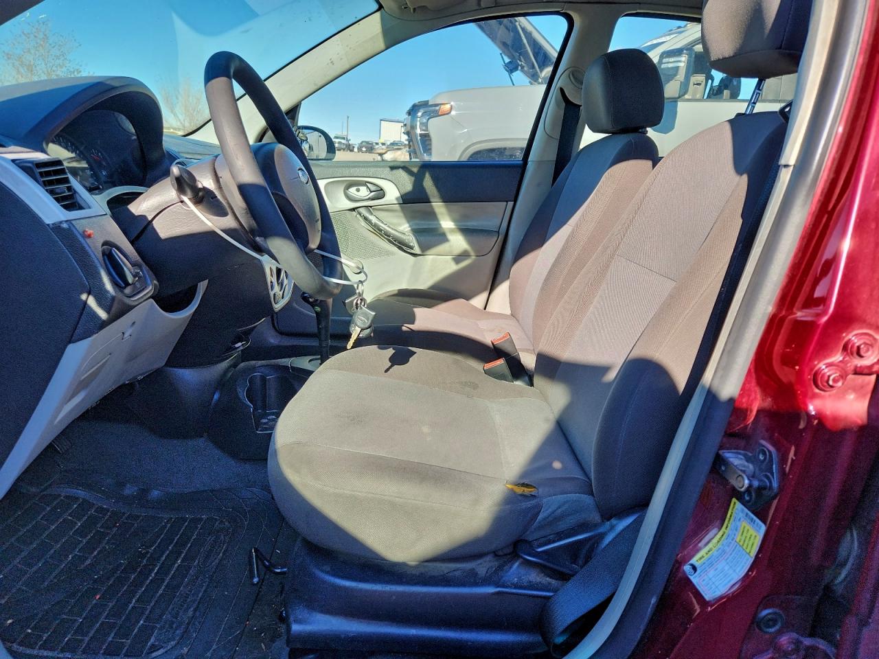 2007 FORD FOCUS ZX4 photo 7