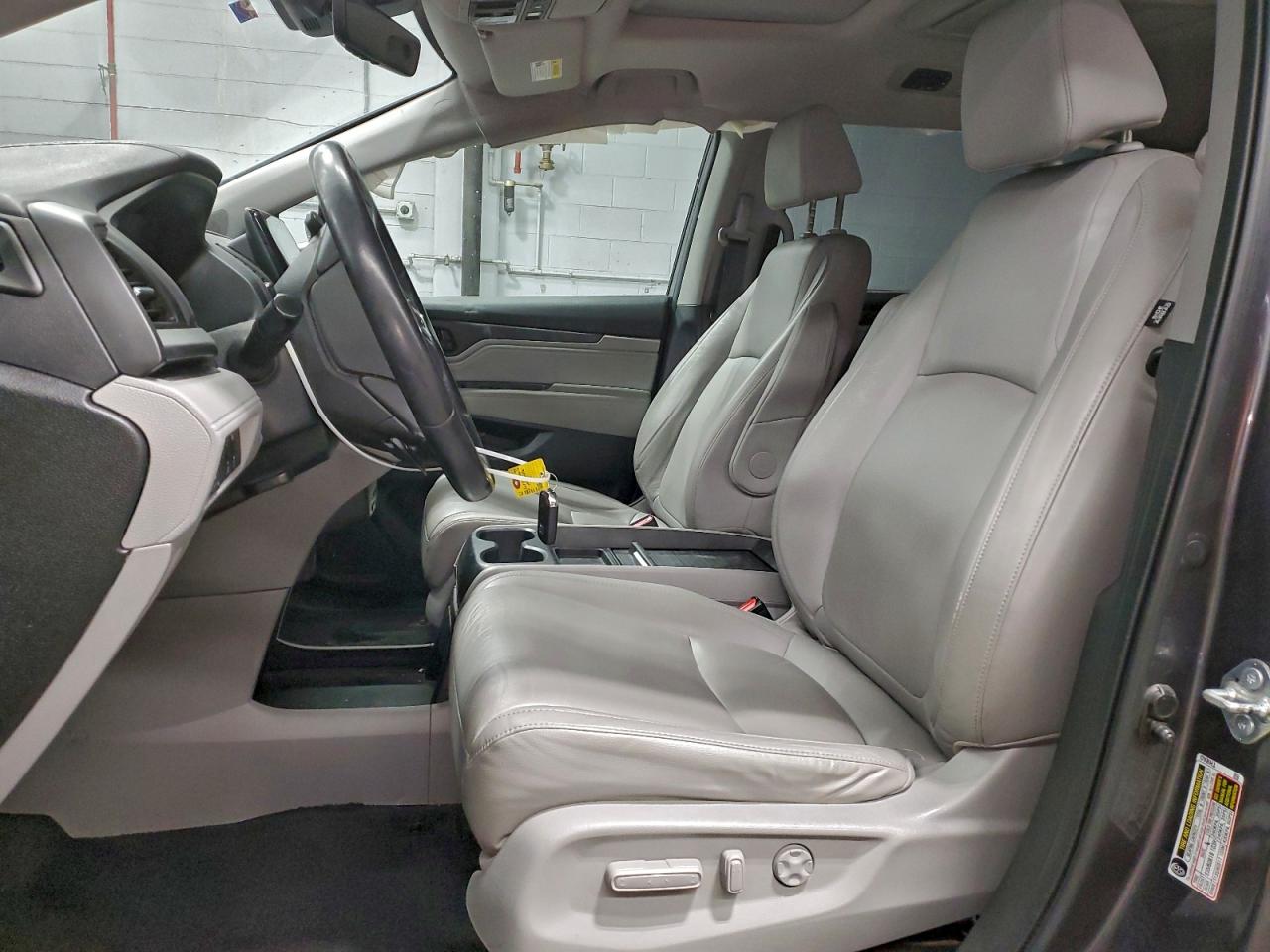 2019 HONDA ODYSSEY TOURING photo 7