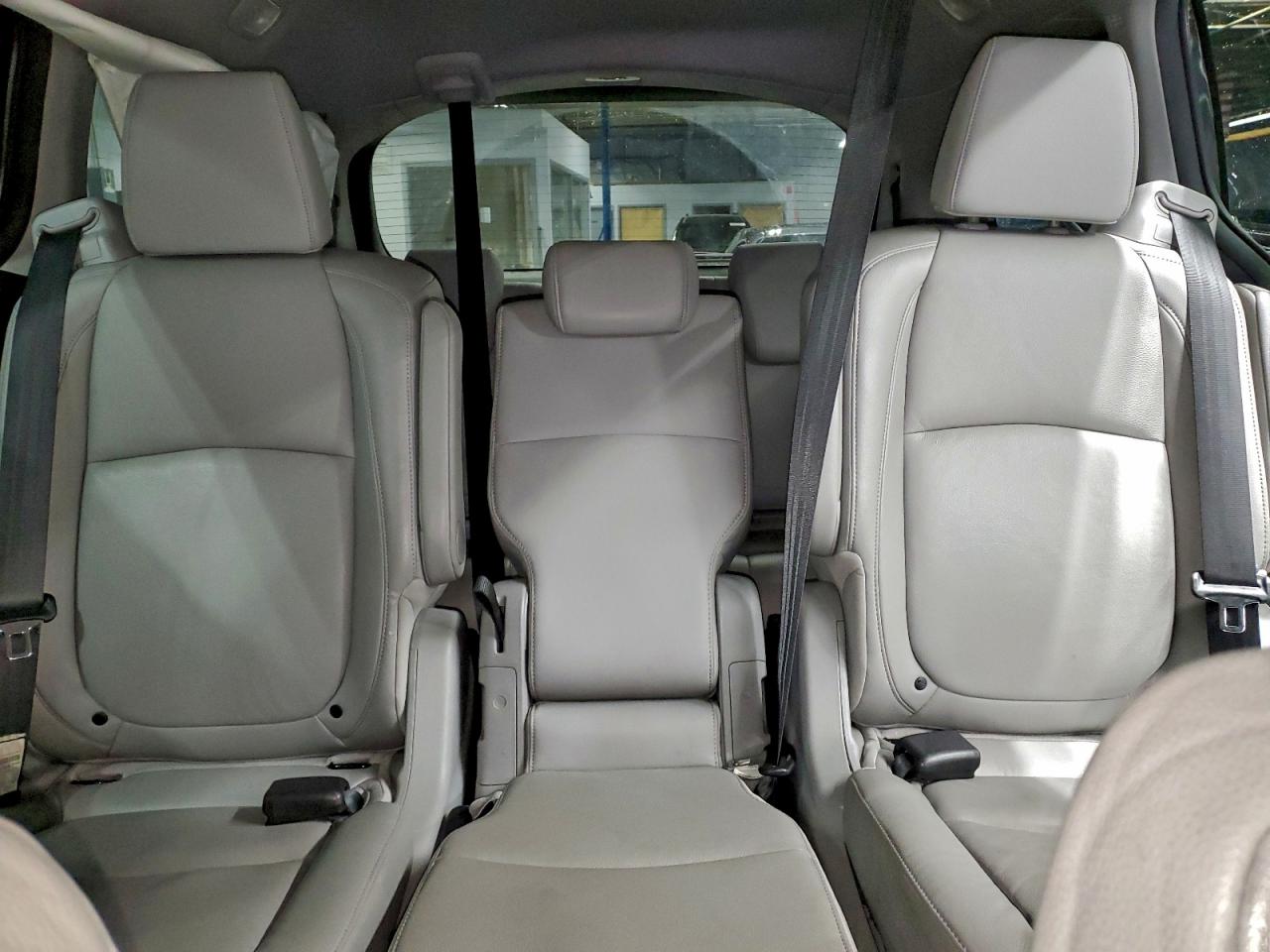 2019 HONDA ODYSSEY TOURING photo 10
