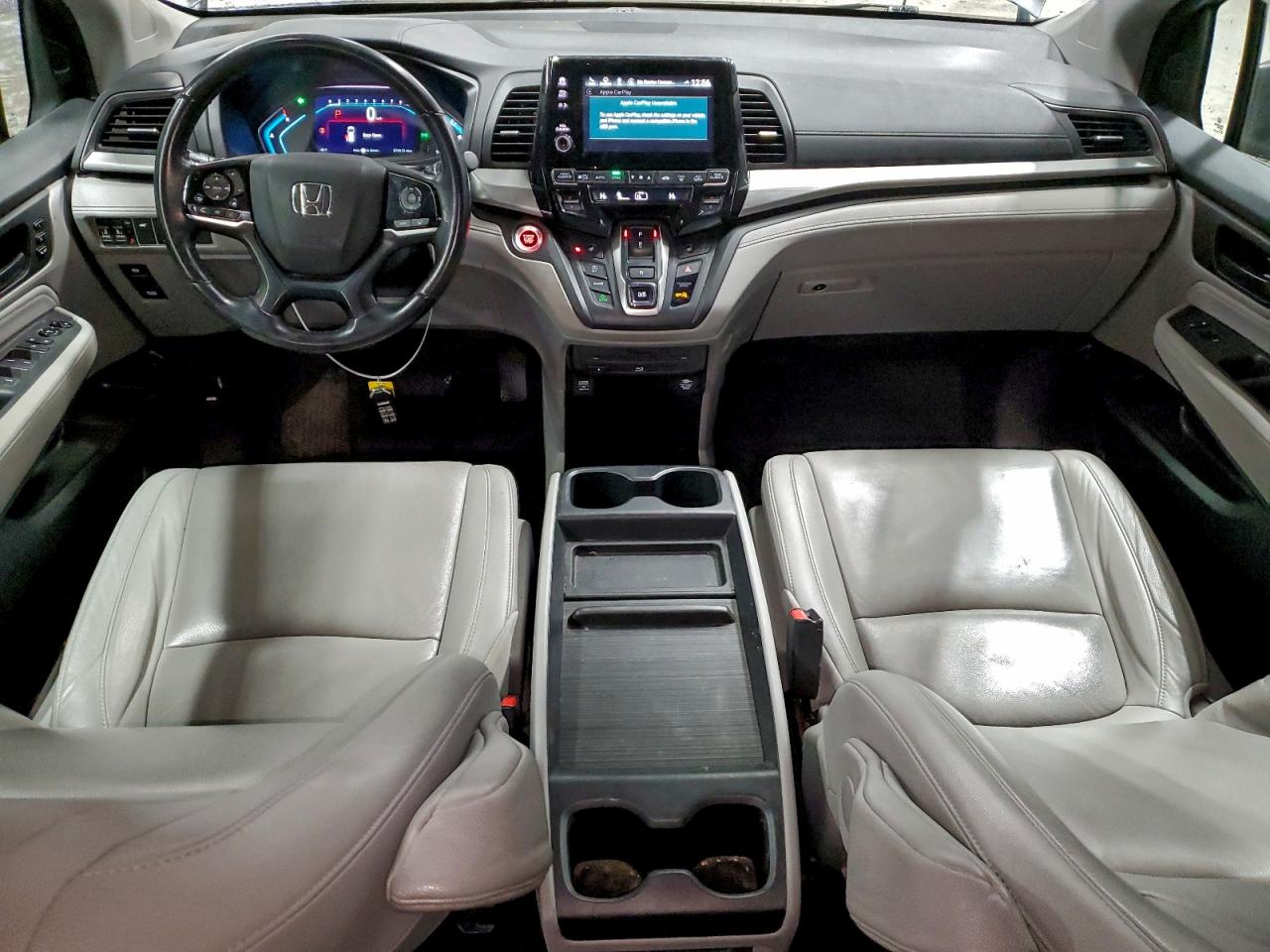 2019 HONDA ODYSSEY TOURING photo 8