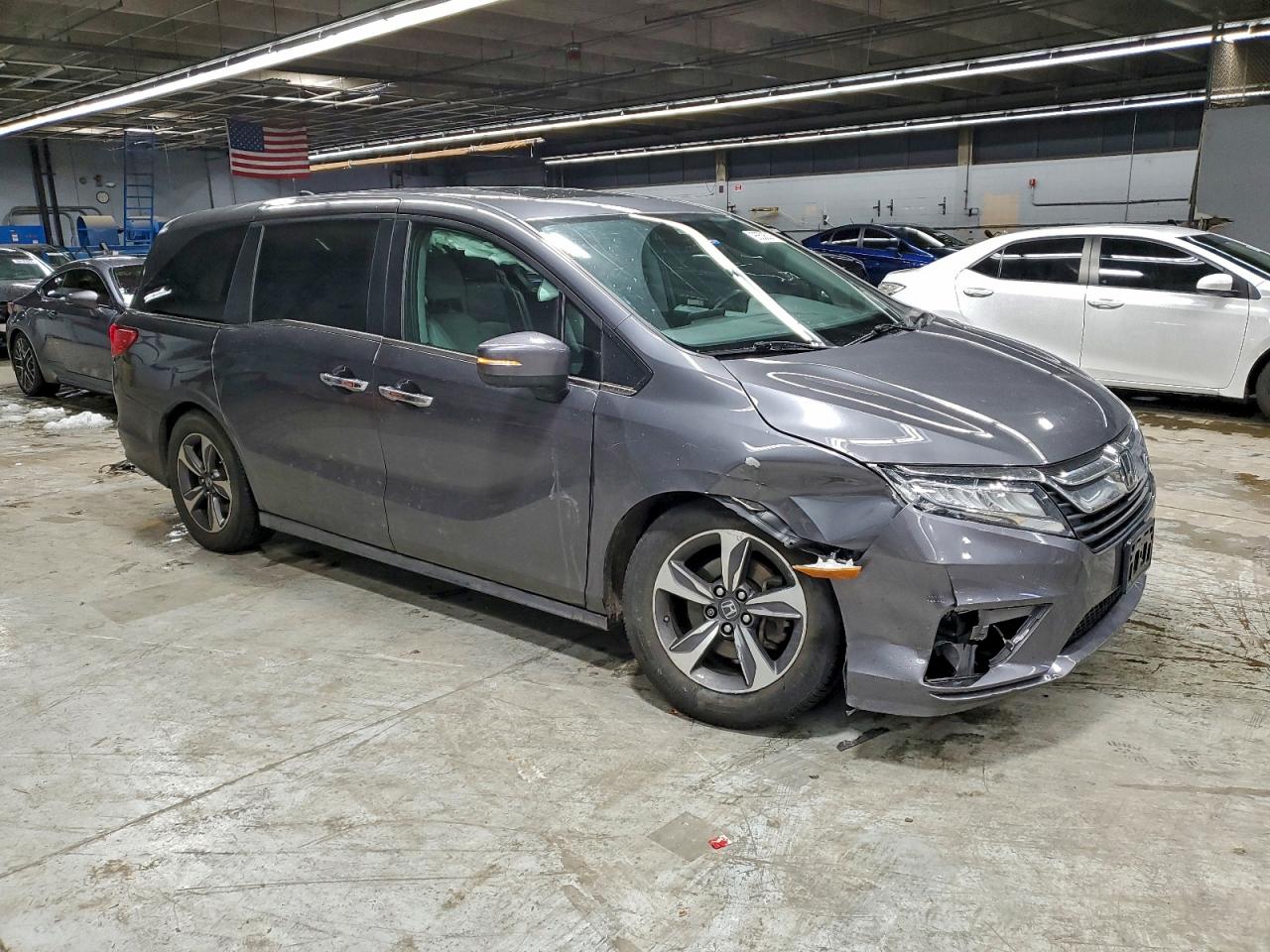 2019 HONDA ODYSSEY TOURING photo 4