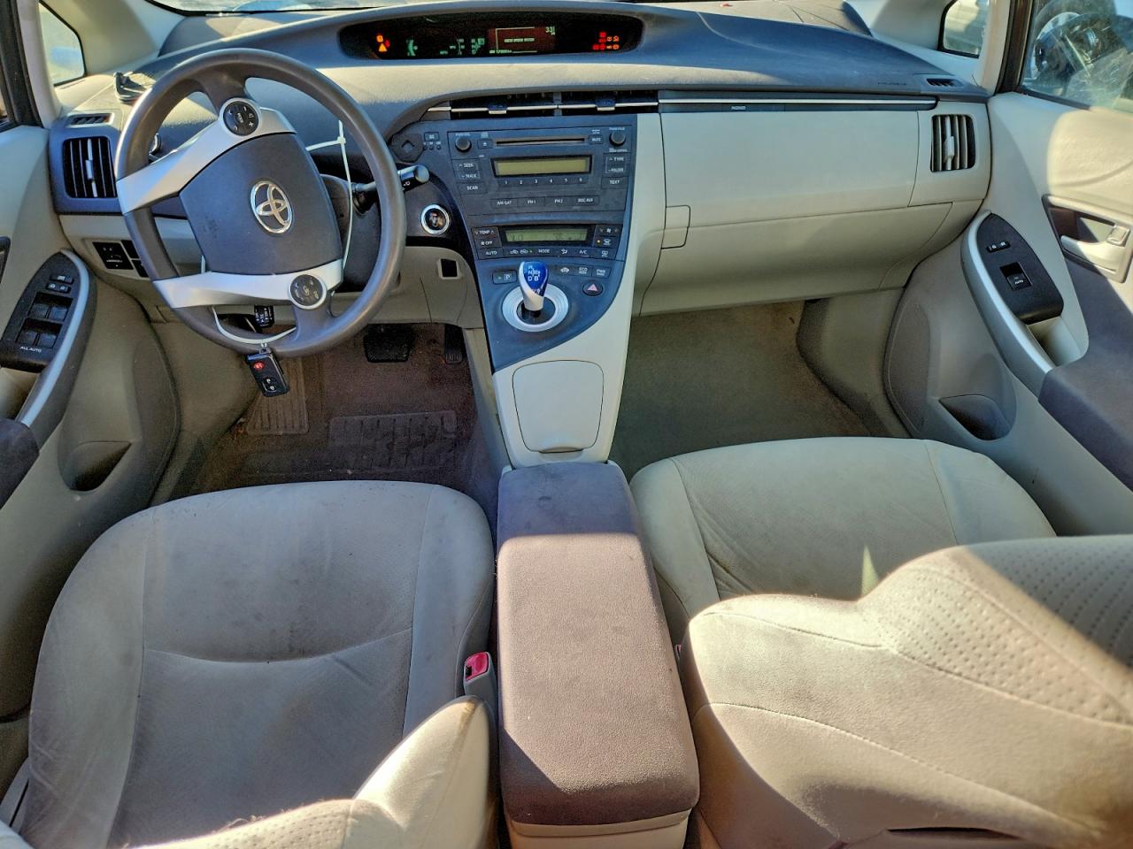 2010 TOYOTA PRIUS photo 8